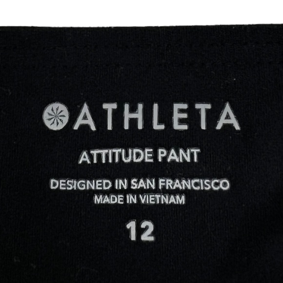 Athleta Size 12 Attitude Pant Pull On Lightweight Ruched Jogger Pants Black - Picture 8 of 12